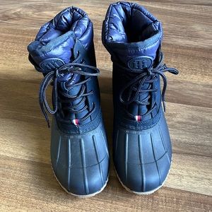 Hilfiger Boots size 8